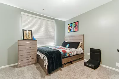 2001 Madison Avenue, Gurnee, IL 60031 - Photo 24