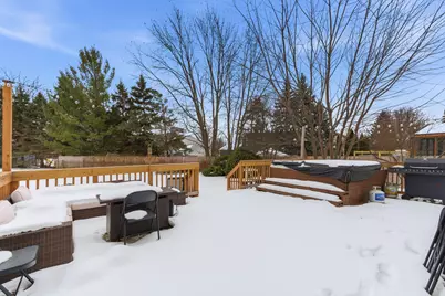 2001 Madison Avenue, Gurnee, IL 60031 - Photo 30