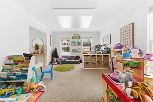 2001 Madison Ave, Gurnee, IL 60031 - Photo 14