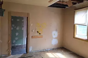 8847 S Burley Ave, Chicago, IL 60617 - Photo 18