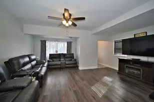 434 N Lagrange Rd, La Grange Park, IL 60526 - Photo 10