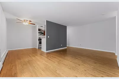 6001 N Kenmore Avenue #502, Chicago, IL 60660 - Photo 4