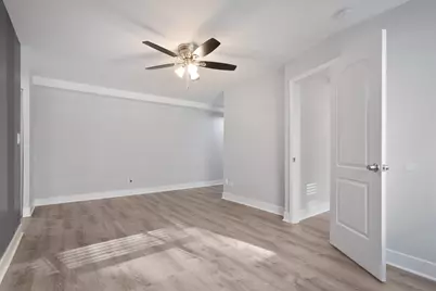 6201 N Kenmore Avenue #501, Chicago, IL 60660 - Photo 8