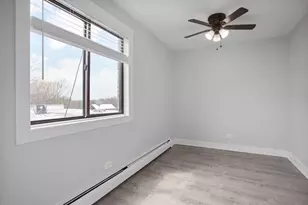 6826 N Ridge Blvd, Chicago, IL 60645 - Photo 10