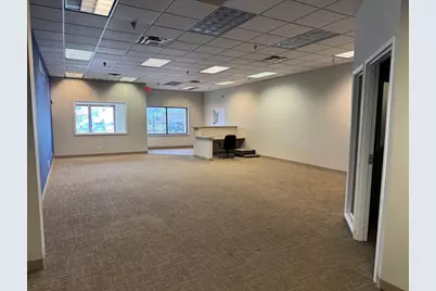 601 W Army Trail Boulevard #C, Addison, IL 60101 - Photo 4