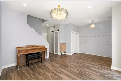 2253 W Coulter Street #1, Chicago, IL 60608 - Photo 4