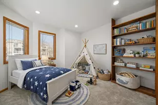 107 E Winchester Rd, Libertyville, IL 60048 - Photo 12