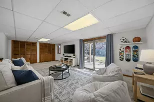 107 E Winchester Rd, Libertyville, IL 60048 - Photo 20