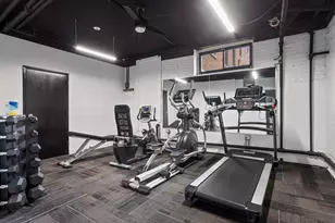 7421 N Clark St, Chicago, IL 60626 - Photo 12