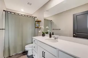 230 Whitney Dr, Elburn, IL 60119 - Photo 20