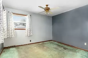 8736 S 51st Ave, Oak Lawn, IL 60453 - Photo 10