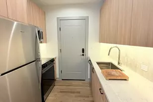 1335 W Estes Ave, Chicago, IL 60626 - Photo 16