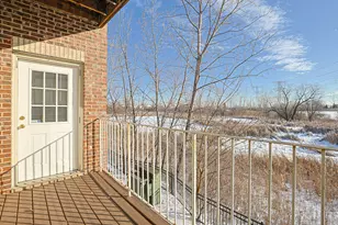 881 N Swift Rd, Addison, IL 60101 - Photo 24