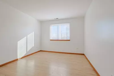 881 N Swift Road #206, Addison, IL 60101 - Photo 18