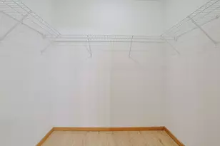 881 N Swift Rd, Addison, IL 60101 - Photo 22