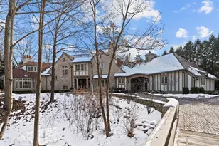 745 E Woodland Rd, Lake Forest, IL 60045 - Photo 4