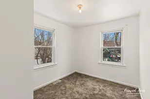 609 S Monroe St, Streator, IL 61364 - Photo 8