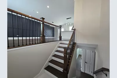 1570 Jefferson Road, Hoffman Estates, IL 60169 - Photo 2