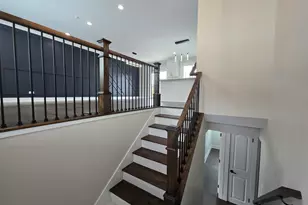 1570 Jefferson Rd, Hoffman Estates, IL 60169 - Photo 2