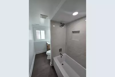 1570 Jefferson Road, Hoffman Estates, IL 60169 - Photo 28