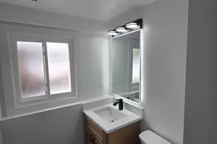 1570 Jefferson Rd, Hoffman Estates, IL 60169 - Photo 26