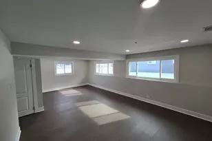 1570 Jefferson Rd, Hoffman Estates, IL 60169 - Photo 22