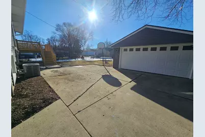 1570 Jefferson Road, Hoffman Estates, IL 60169 - Photo 34