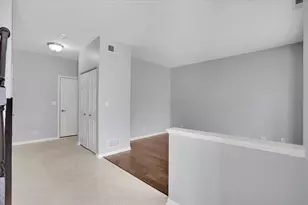 222 W Hyde St, Arlington Heights, IL 60005 - Photo 8