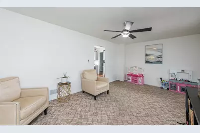 150 Old Darby Lane, Winthrop Harbor, IL 60096 - Photo 26