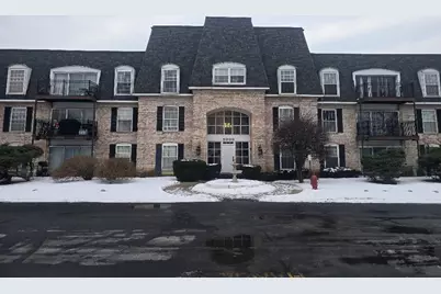 5000 Carriageway Drive #305, Rolling Meadows, IL 60008 - Photo 2