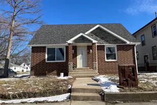 702 S Lincoln Ave, Kankakee, IL 60901 - Photo 4