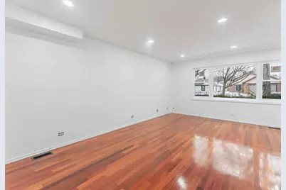 [Address not provided], Arlington Heights, IL 60005 - Photo 4