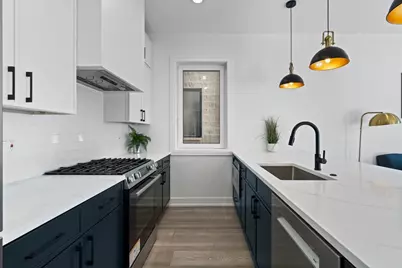 2636 W Evergreen Avenue #1, Chicago, IL 60622 - Photo 8