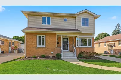 10132 S Turner Avenue, Evergreen Park, IL 60805 - Photo 1