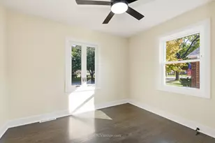 10132 S Turner Ave, Evergreen Park, IL 60805 - Photo 10