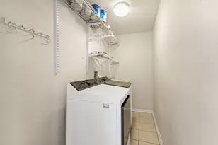 2S671 Arrowhead Dr, Wheaton, IL 60189 - Photo 24