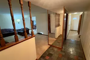 704 Tana Ln, Joliet, IL 60435 - Photo 6