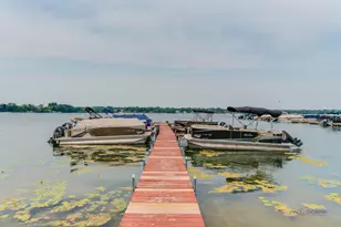 155 E Mill St, Wauconda, IL 60084 - Photo 18