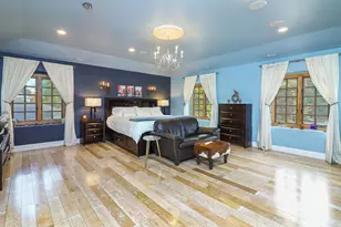 39 Mockingbird Ln, Oak Brook, IL 60523 - Photo 18