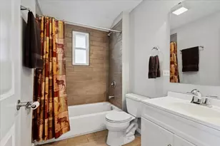 5646 N Menard Ave, Chicago, IL 60646 - Photo 18