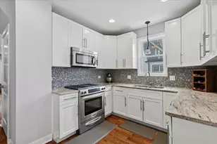 5646 N Menard Ave, Chicago, IL 60646 - Photo 8