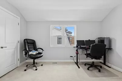 5646 N Menard Avenue, Chicago, IL 60646 - Photo 14