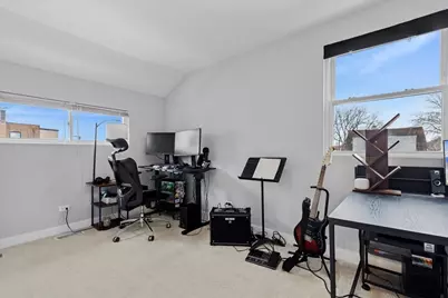 5646 N Menard Avenue, Chicago, IL 60646 - Photo 12