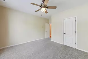 11 Beaconsfield Ct, Lincolnshire, IL 60069 - Photo 26