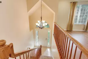 11 Beaconsfield Ct, Lincolnshire, IL 60069 - Photo 4