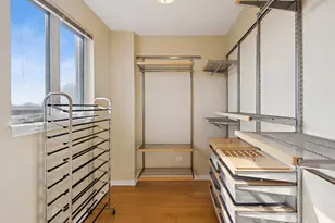 7748 N Sheridan Rd, Chicago, IL 60626 - Photo 22