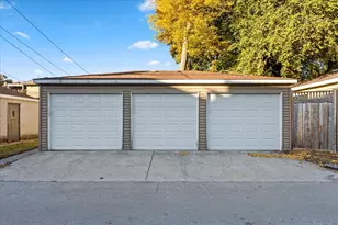 1421 W Juneway Terrace, Chicago, IL 60626 - Photo 36