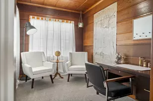 1223 E Oakland Ave, Bloomington, IL 61701 - Photo 4