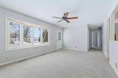 19728 Glennell Avenue, Mokena, IL 60448 - Photo 2