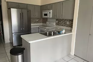 [Address not provided], Wheeling, IL 60090 - Photo 4